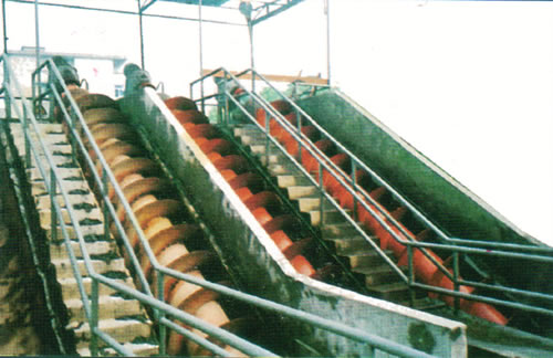 SSG型雙周邊傳動(dòng)刮泥機(jī)